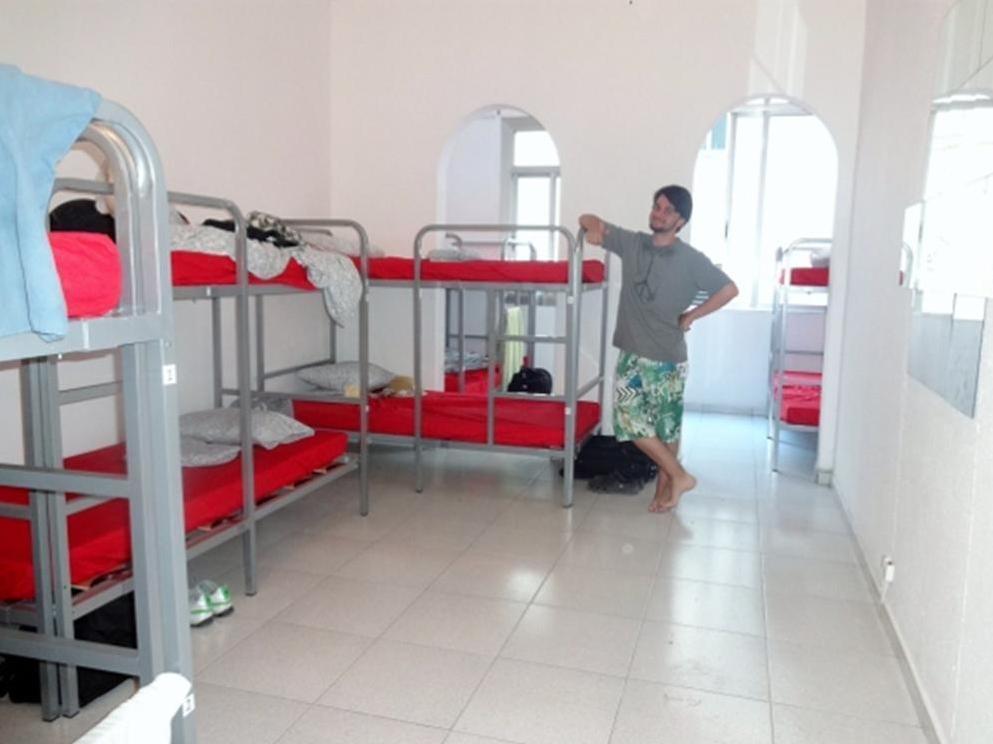 ברצלונה No Limit Hostel Sagrada Familia מראה חיצוני תמונה